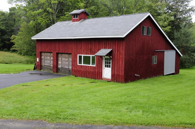 Barn Siding Repair in Overland Park, KS